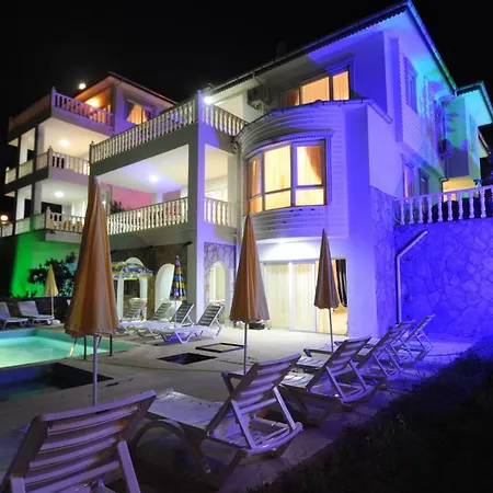 فيلة Lux White 2